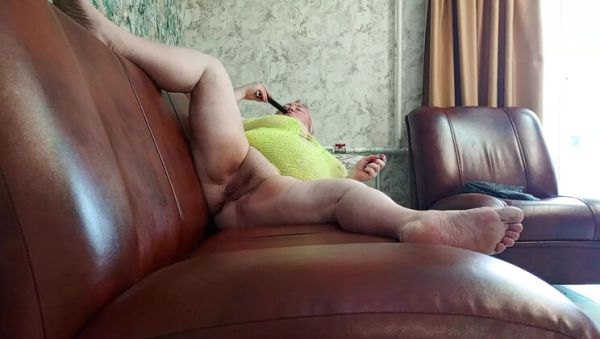 Zona901 Milf Toys Her Pussy After Work Next Door Orgasm - veryfreeporn.com - Russia on systemporn.com