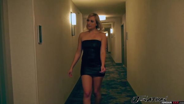 Kate England’s Surprised in Lingerie for a BBC Threesome - veryfreeporn.com - Britain on systemporn.com
