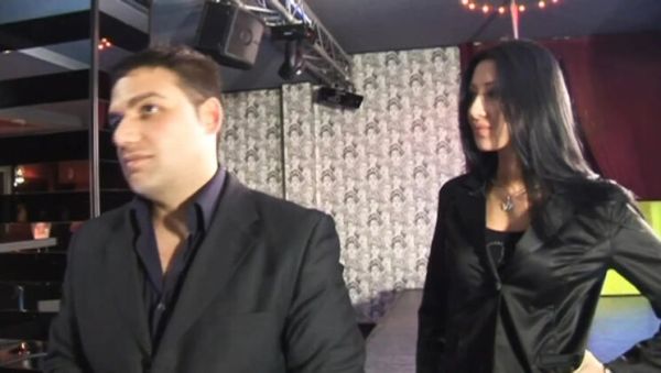 Wife Gets Fucked by Two Guys for a Favor and Squirts All Over - veryfreeporn.com - Italy on systemporn.com