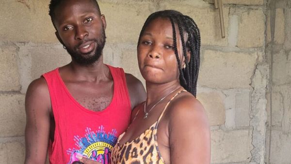 Switcock Bends Over That Big Nigerian MILF Ass For BBC Doggystyle - veryfreeporn.com - Britain - Nigeria on systemporn.com