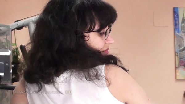 Yasmeena Birch Gets a Brutal Gym Spanking Punishment - veryfreeporn.com - Denmark on systemporn.com