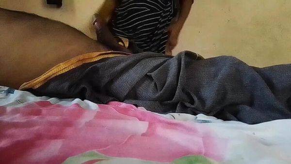 Desi Husband Mounts His Wife on Top and Pounding Her Hard - veryfreeporn.com - India on systemporn.com