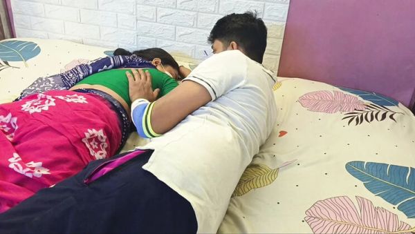 Stepbrother fingers tight teen pussy and cums on her tits - veryfreeporn.com - Britain - India on systemporn.com