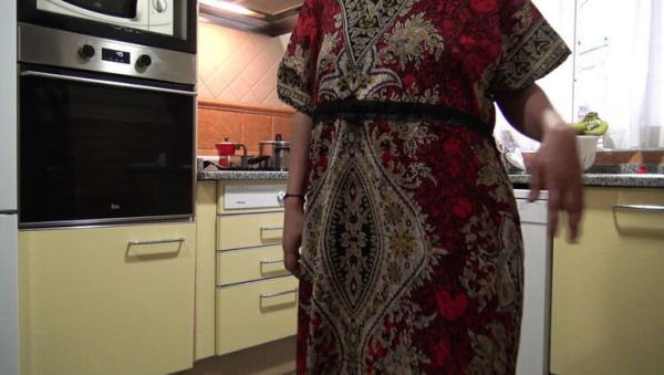 My StepMom Susan Craves My Tongue On Her Hairy Pussy In The Kitchen - veryfreeporn.com - Britain on systemporn.com