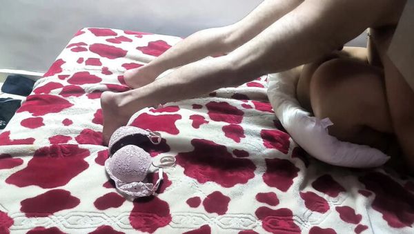 Laila and Salma Get Banged in Steamy Amateur Arab Sex - veryfreeporn.com on systemporn.com