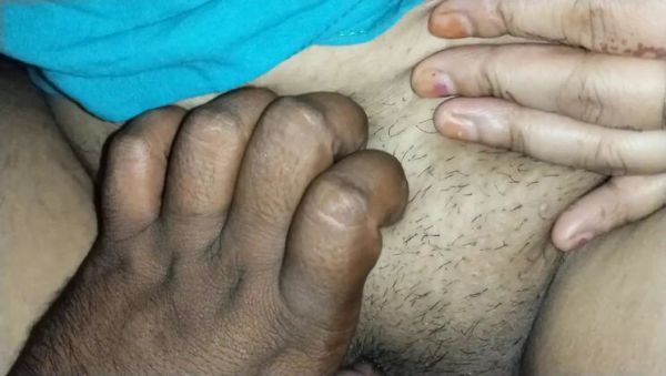 Desi Wife Gets Turned On By Hubby's Dirty Hindi Talk - veryfreeporn.com - India on systemporn.com