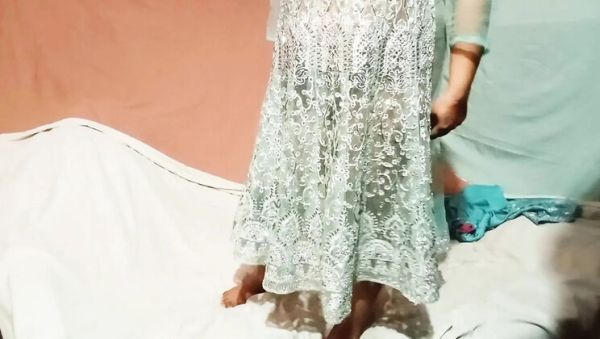 Indian Hindu Wife Gets Fucked by Pakistani Christian Boy on New Year Night - veryfreeporn.com - India - Pakistan on systemporn.com