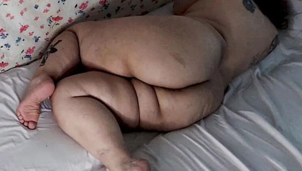 Mature married wife eagerly prepares for BBC breeding at home while husband watches - veryfreeporn.com - Britain on systemporn.com