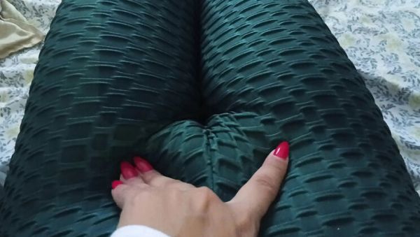Stepdaughter gets horny remembering stepdad, masturbates watching porn - veryfreeporn.com - Japan on systemporn.com