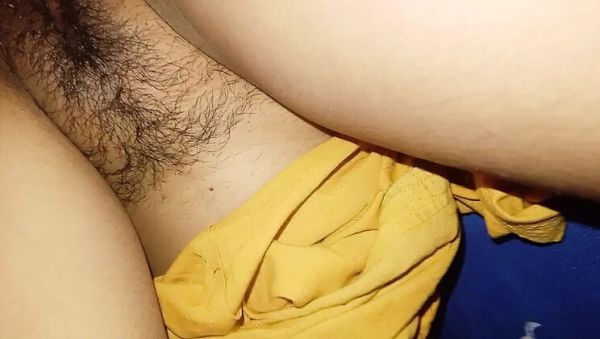 Brother-in-law Fucks Sister-in-law in Outdoor Video Goes Viral - veryfreeporn.com - India on systemporn.com