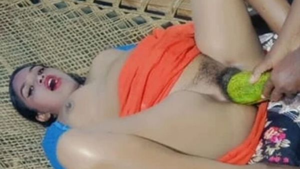 Indian Bhabhi Gets Cucumber Fucked, Puss Gets Fat, She Starts Moaning Loud - veryfreeporn.com - India - Bangladesh on systemporn.com