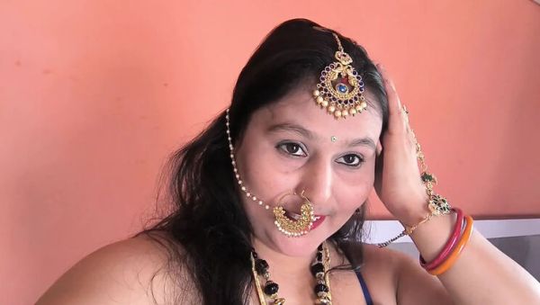 Huge Boobs Indian MILF Gets Rough Anal Fuck - veryfreeporn.com - India on systemporn.com