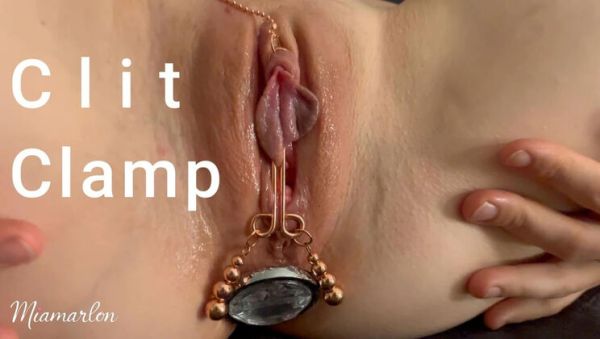 Clit Clamp, Butt Plug & Vibrator Give Blonde a Huge Orgasm - veryfreeporn.com - Britain on systemporn.com