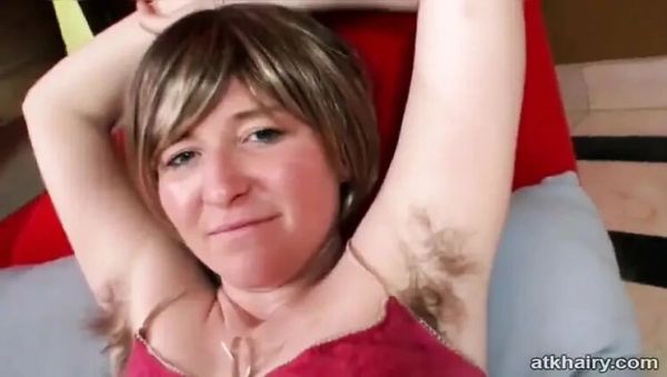 Hairy Blonde Chicks Fingering Her Tiny Tits With A Vibrator - porntry.com - Britain on systemporn.com