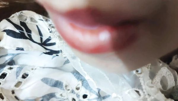 Hot Indian Bhabhi Teaches Me How to Suck Cock Close Up - porntry.com - India - Pakistan on systemporn.com