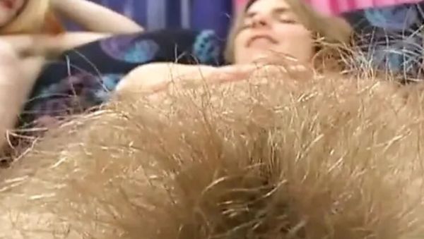 Horny Vintage Hairy Hippy Lesbians in a Wet Threesome - veryfreeporn.com - Britain on systemporn.com