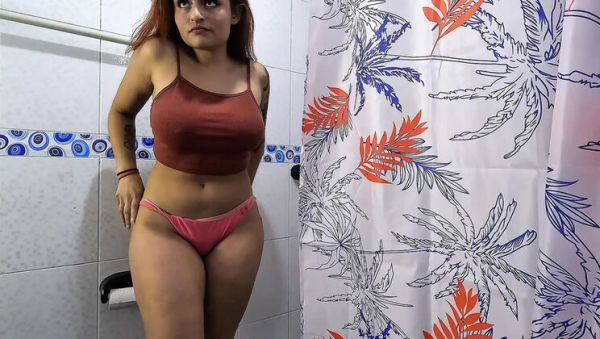 Stepbrother Caught Her Showering, She Begged for My Cum - porntry.com - Colombia on systemporn.com
