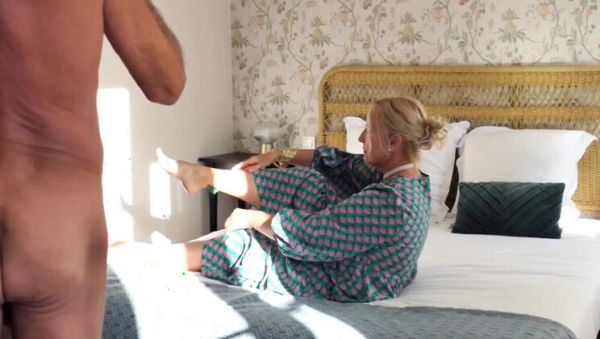 Hot blonde wife loves footjob and pussy licking - veryfreeporn.com - Germany on systemporn.com