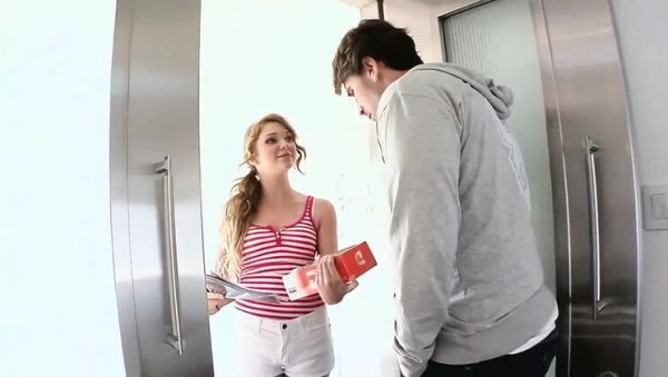 Big tits delivery girl Jessi swallows massive dick - veryfreeporn.com - Britain on systemporn.com