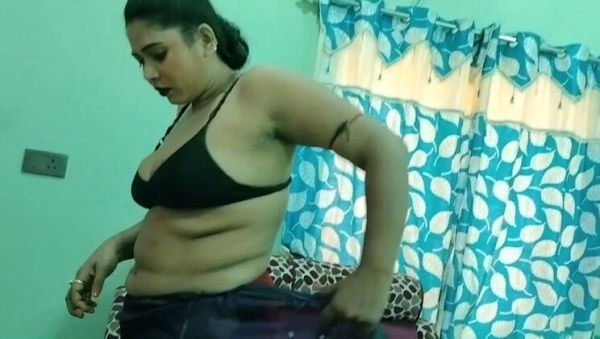 Puja Sarkar's Big Tits Bhabhi Gets a Face Fuck Massage in HD - veryfreeporn.com - India on systemporn.com