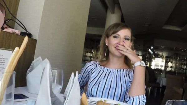 Bold Amateur Chick Gives Footjob Under Restaurant Table - veryfreeporn.com - Britain on systemporn.com