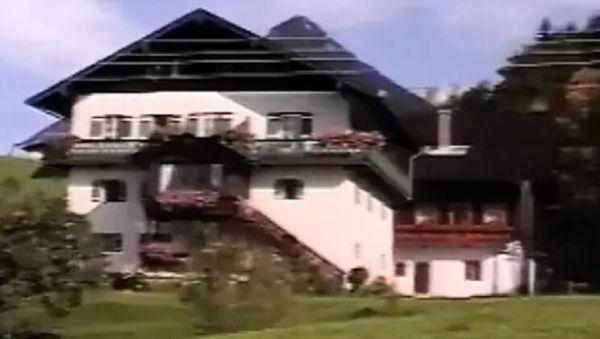 Zipfelstürmer 1993 Full German Classic Porn Movie with Anal, Blowjob, Threesome, MILF, Blonde, Stockings, Vintage European Hardcore - veryfreeporn.com - Germany on systemporn.com
