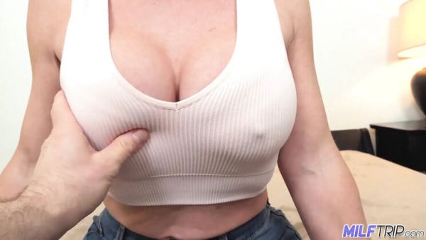 Hot Blonde MILF Sadie Summers First Porn with Big Tits and Big Ass - veryfreeporn.com - Britain on systemporn.com