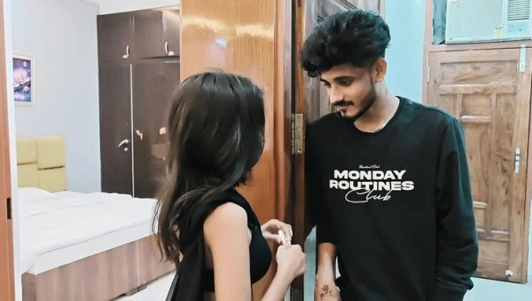 Desi Teacher and Student Hardcore Fuck in Classroom - Indian Girl Gets Pussy Pounded in 4K - veryfreeporn.com - India on systemporn.com