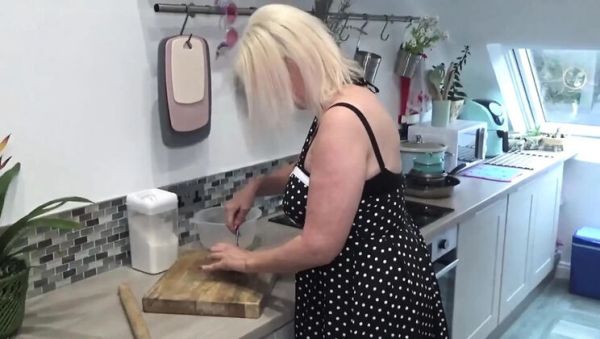 Mrs Moon Big Naturals Blonde MILF Blowjob and Handjob with Rolling Pin - porntry.com on systemporn.com