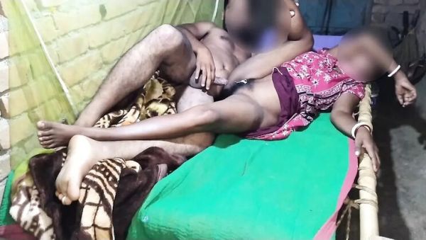 Desi Village Wife Hairy Pussy Fuck – Pumi Hot Housewife Creampie - porntry.com - India on systemporn.com