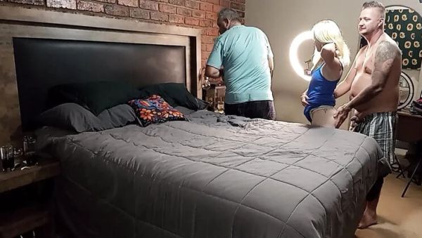 Two Grumpy Old Men Fuck One Sexy Blonde Teen - porntry.com - Britain on systemporn.com