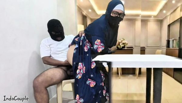 Hijab Teacher Gets Fucked By College Pornstar On A Date - porntry.com - Indonesia on systemporn.com