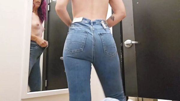 Nerdy_faery Wets New Jeans: Farting & Pissing in Tight Ripped Jeans Outdoors - xxxfiles.com - Britain - Canada on systemporn.com