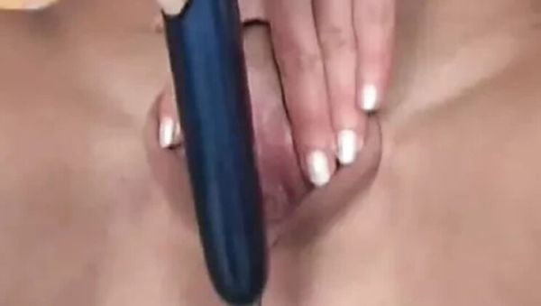 Simone Shine plays with her tight pussy hole - porntry.com - Germany on systemporn.com