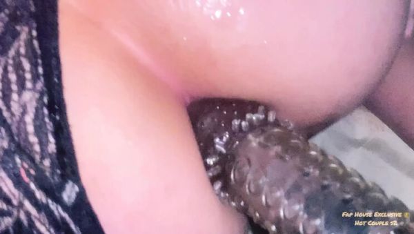 Real Couple Puts Dildo in Pussy Until She Pee with Lust - veryfreeporn.com - Brazil on systemporn.com