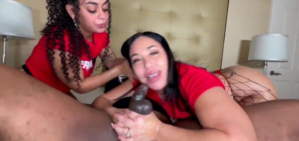 Stepmom and daughter tag team BBC - inxxx.com on systemporn.com