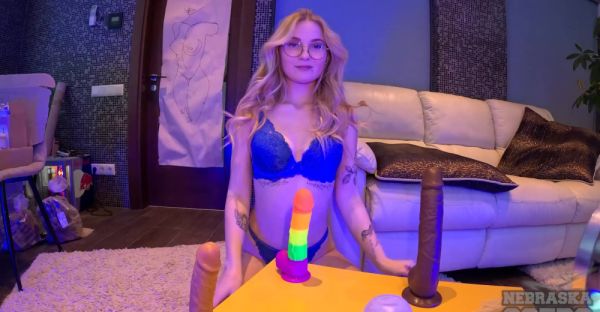 Blondie Luana's amateurs game: Glasses on, peachy puss shaven, toy time with a bad boy dildo - alphaporno.com on systemporn.com